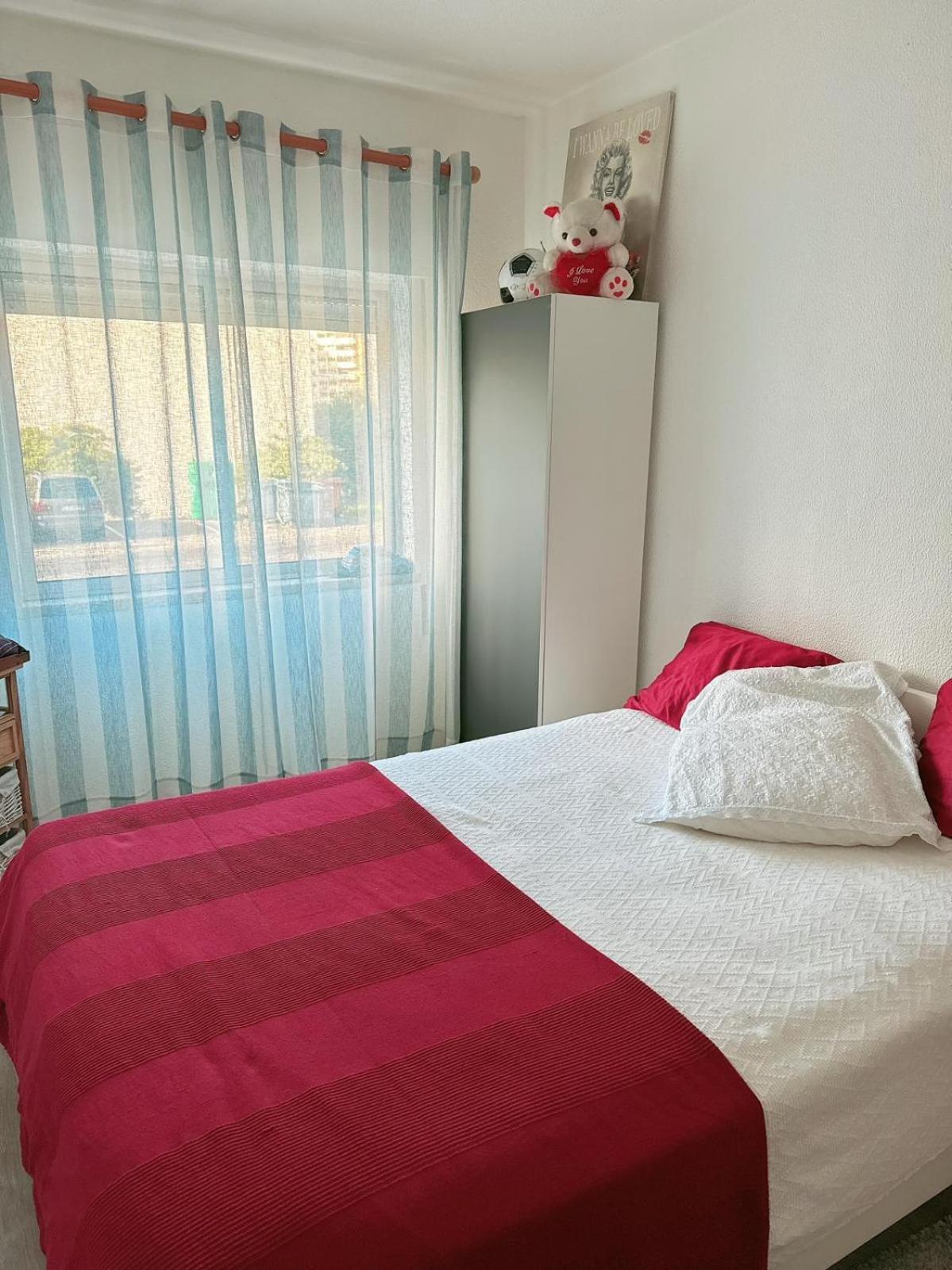 Apartamento Com Boa Luz E Localizacao Em Lisboa. Lägenhet Exteriör bild